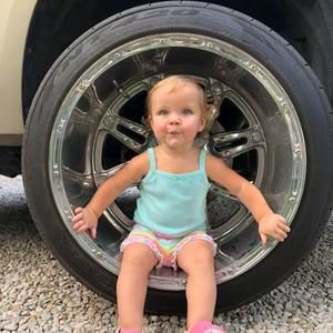 Meet your Posher, Logan